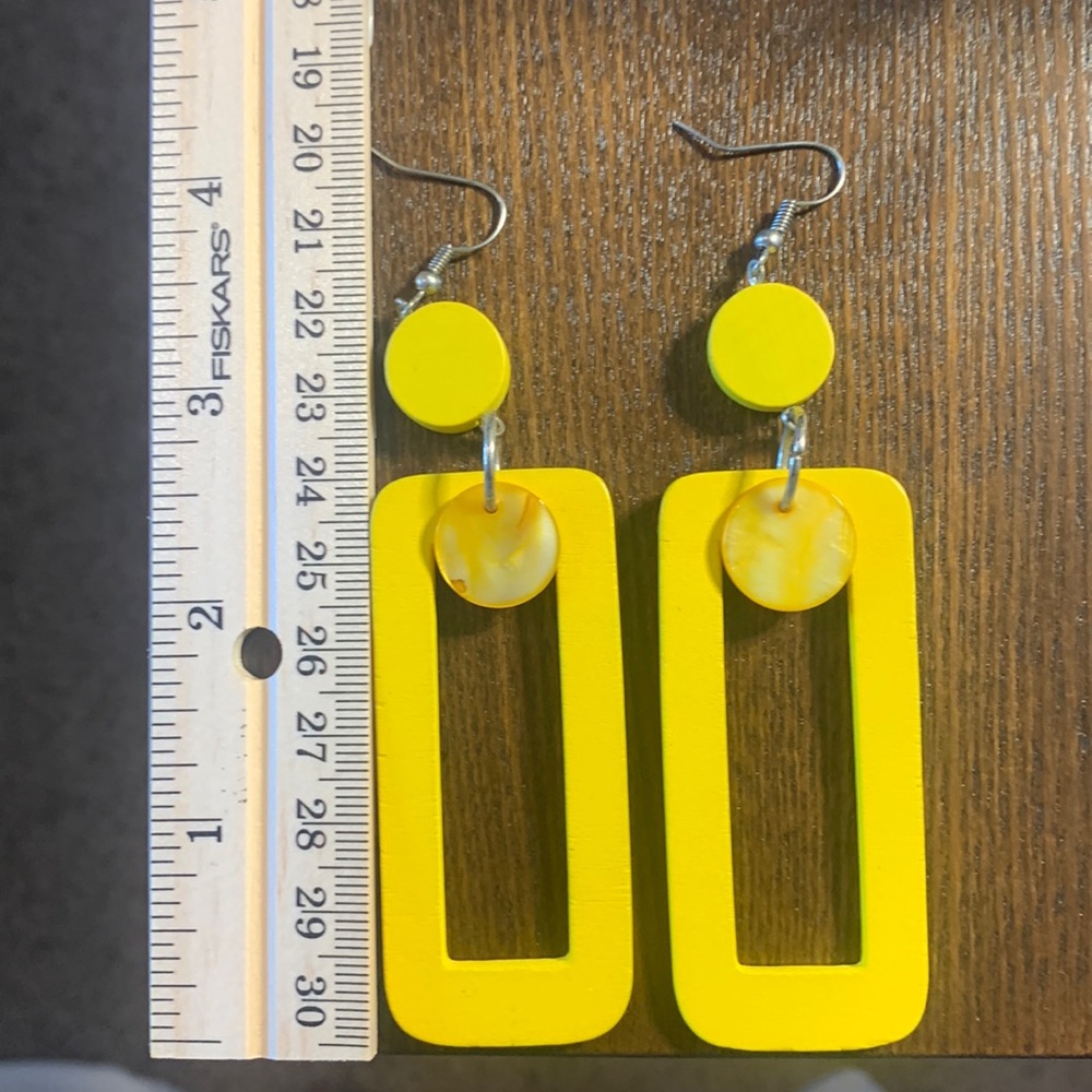 Retro earrings